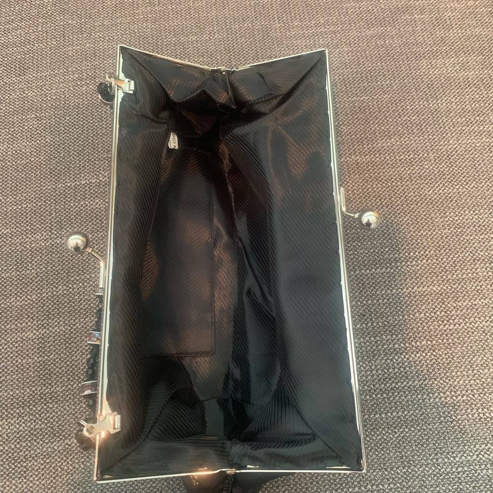 Purse - Picture 3 of 3